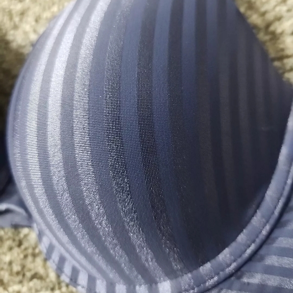 NWT Victoria's Secret Purple Tshirt Lightly Lined Demi 34B - Picture 8 of 9